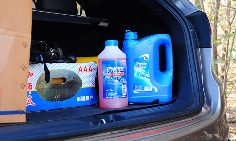 發動機防凍液不足時，可以加一些純凈水嗎？有沒有什么后患？