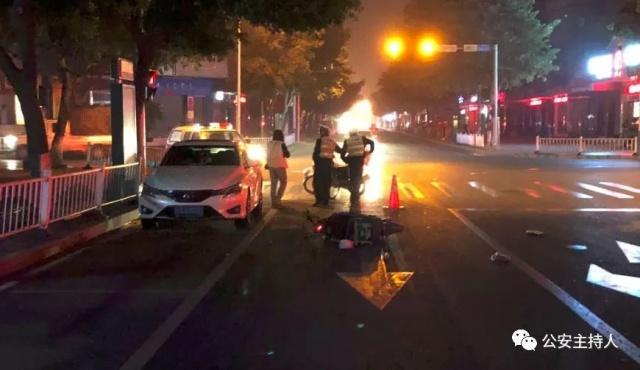 痛心！三水一外賣小哥成功闖紅燈之后，卻因這事喪命……