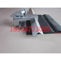 放心企業(yè) 	Y型裙板，導(dǎo)料槽防溢裙板