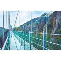 網(wǎng)紅玻璃橋廠家安裝設(shè)計