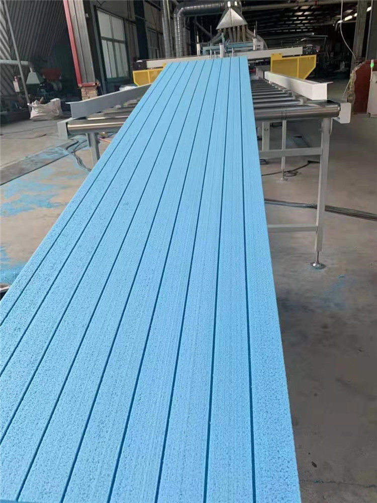 擠塑板生產(chǎn)線2